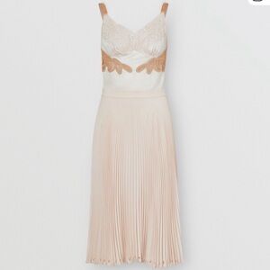 NWOT Burberry Leather Lace Sesame Cream Beige Pleated Dress UK 10 US 8 or 6